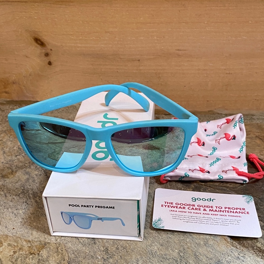NIB Goodr Pool Party Pregame Sunglasses with case, sleeve, care card!